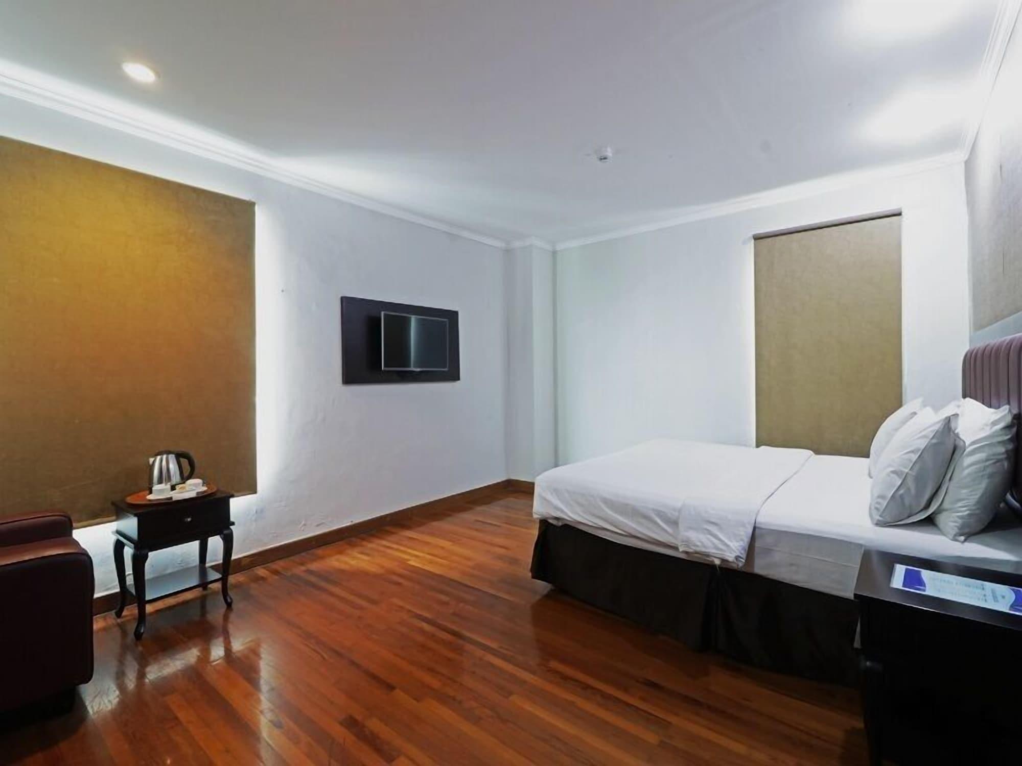 P Hotel Jakarta Bagian luar foto