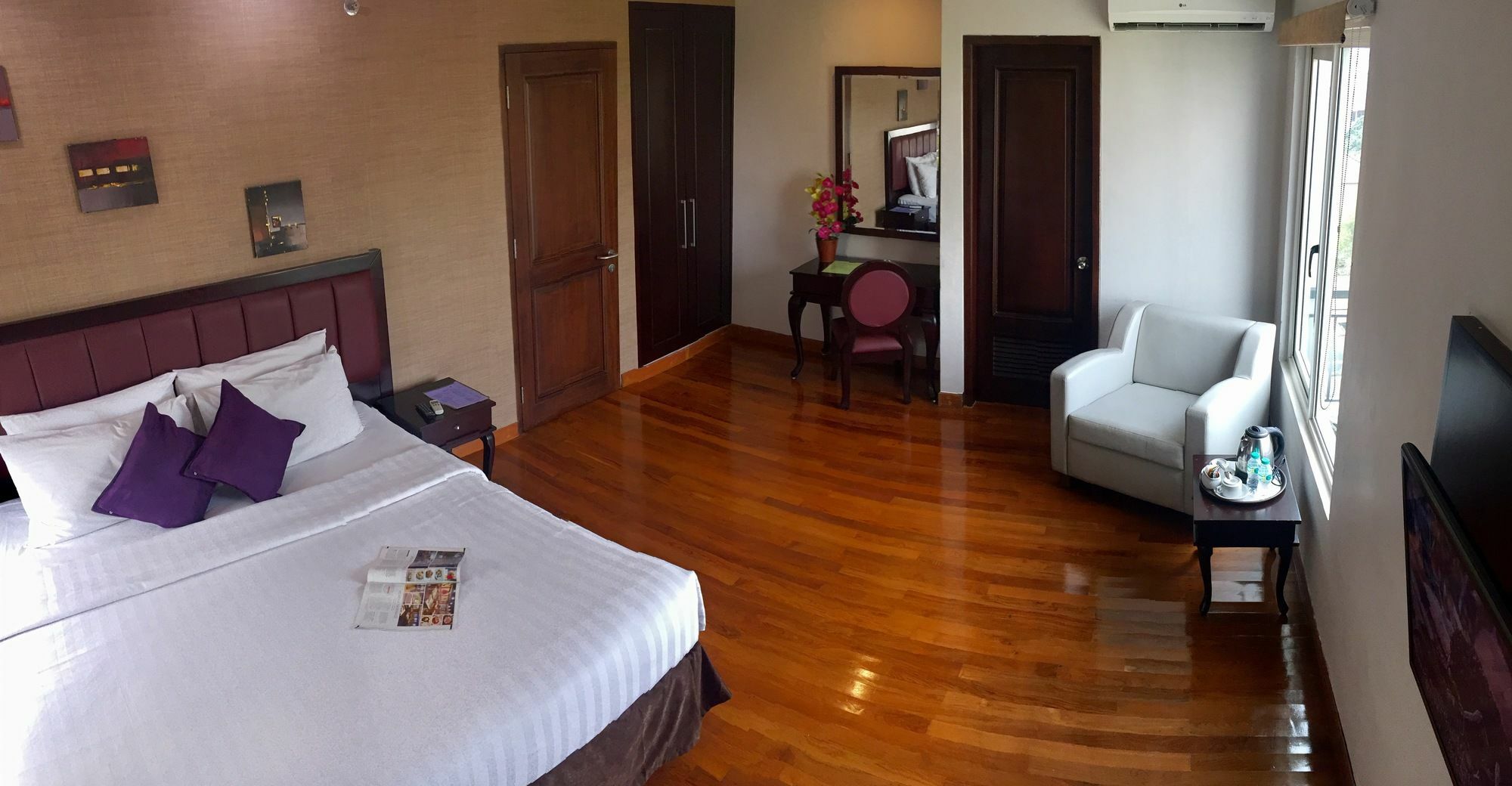 P Hotel Jakarta Bagian luar foto